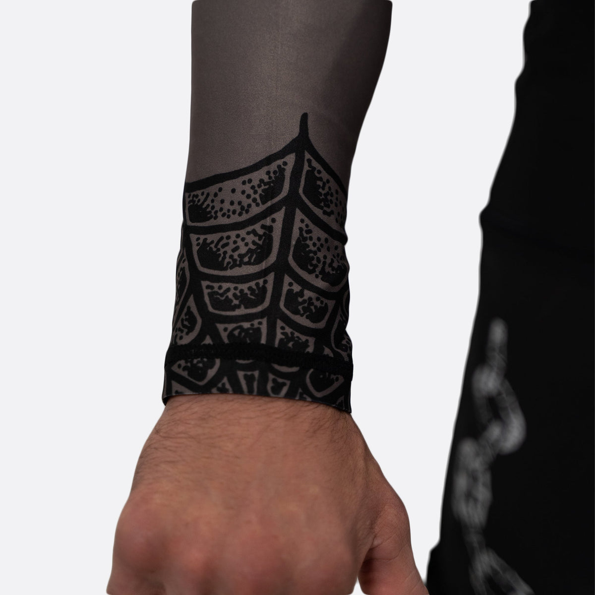 MA1 Flash Long Sleeve Rashguard - product photo 5