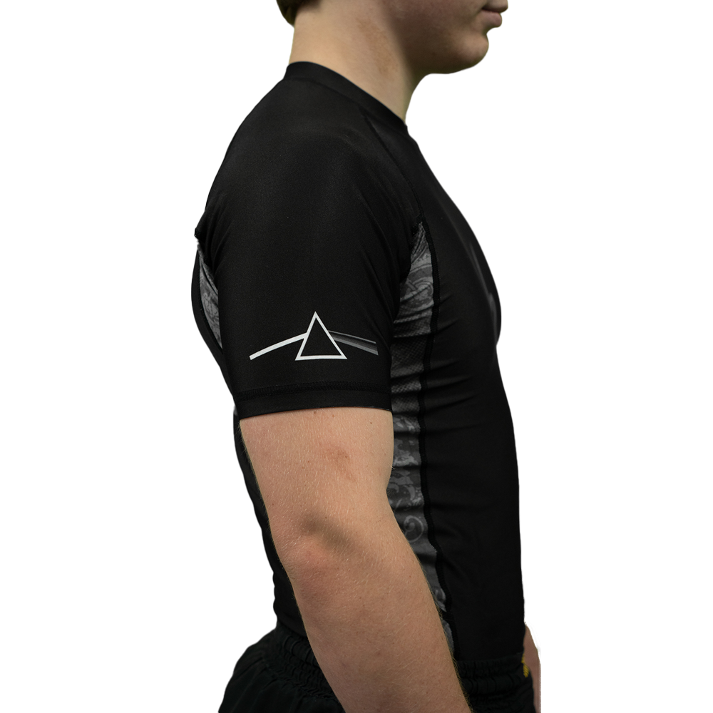 MA1 Spencer Quayle "The Scrapguard" Short Sleeve Rashguard - product photo 4