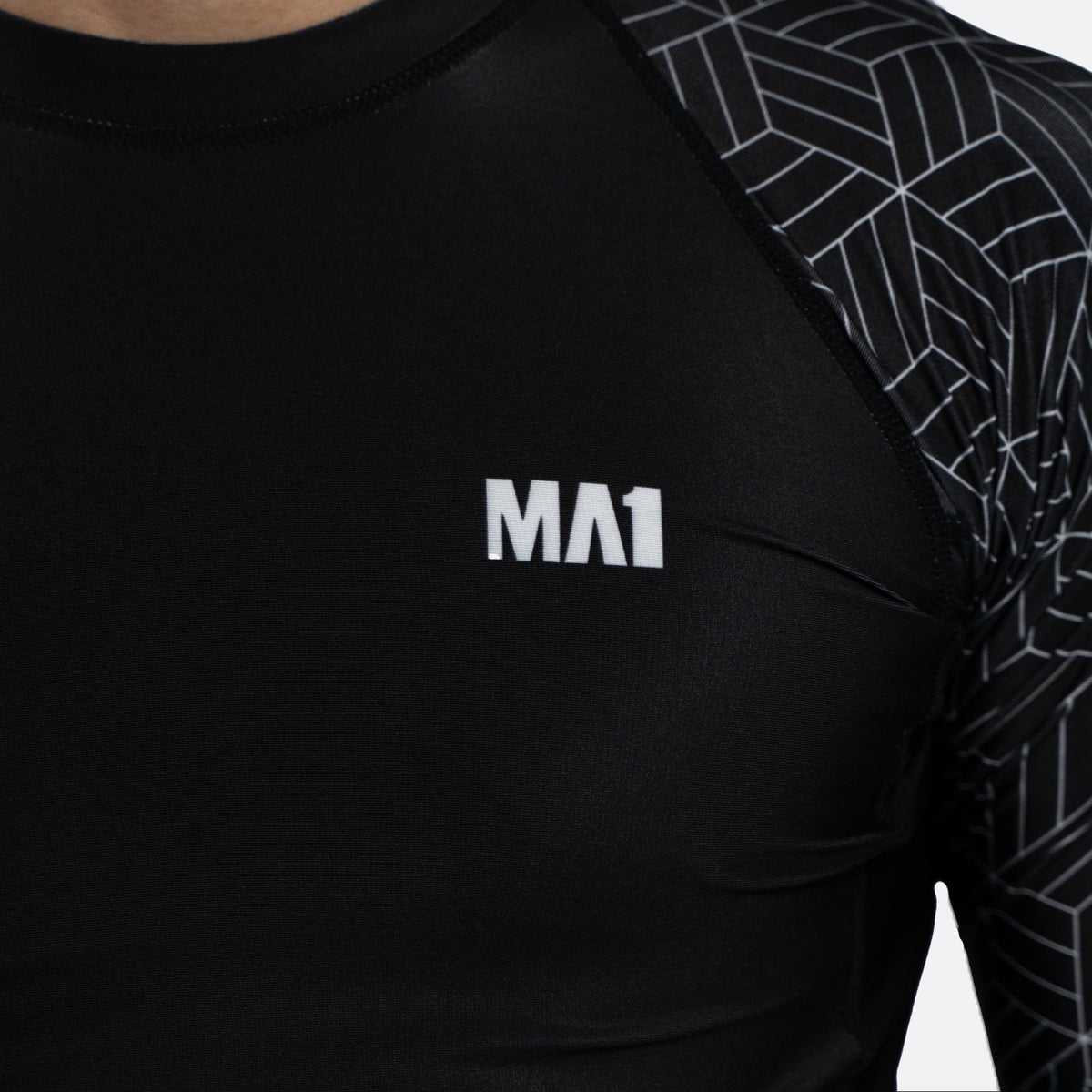 MA1 Long Sleeve Rash Guard - Wagara Black - product photo 5