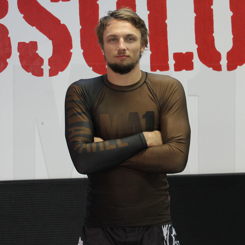 MA1 Long Sleeve Rash Guard - Gradient Brown