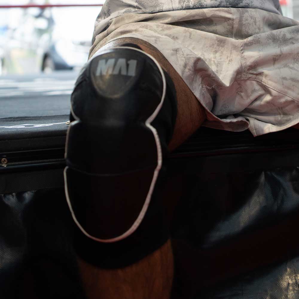 MA1 Premium Neoprene Knee Pads - product photo 2