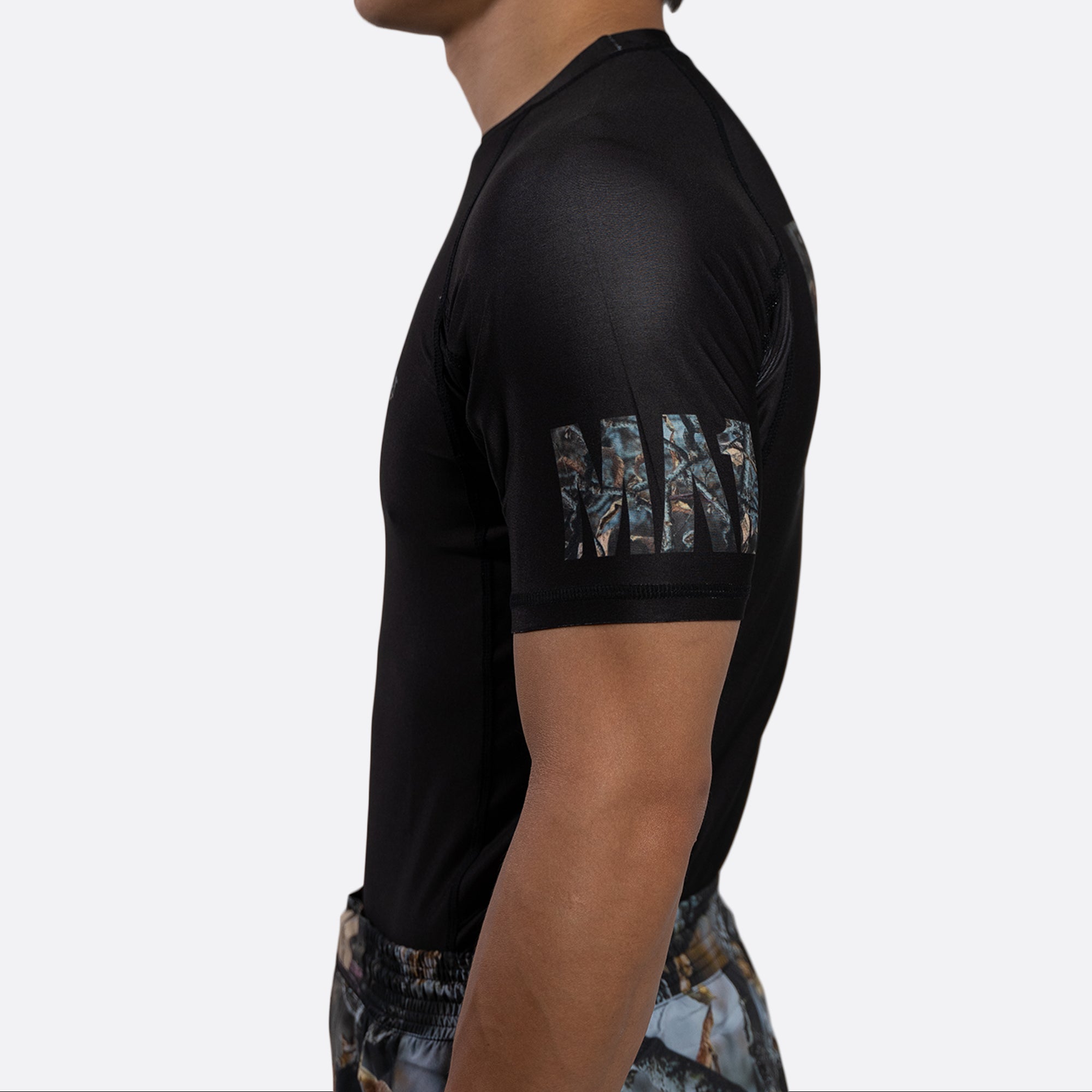 MA1 Hillbilly Camo Logo Short Sleeve Rash Guard