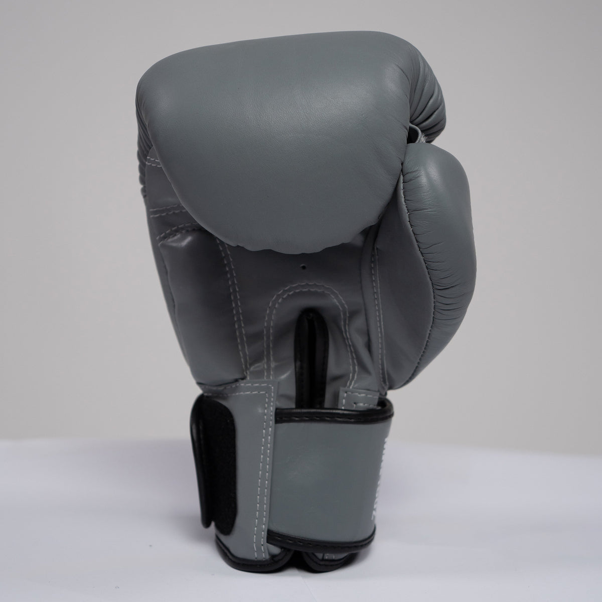 MA1 Thai Made Grey White Leather Boxing Gloves - product photo 4