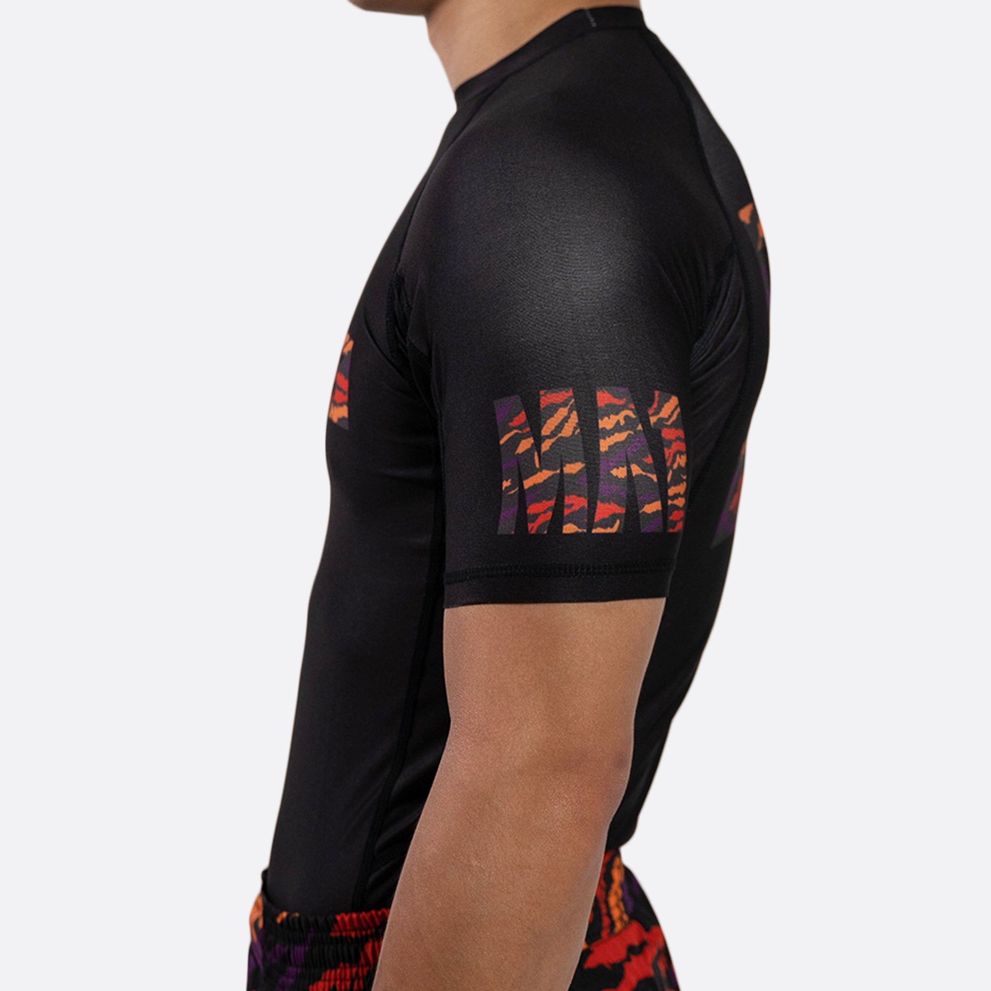 MA1 Tiger Stripe Logo Short Sleeve Rash Guard