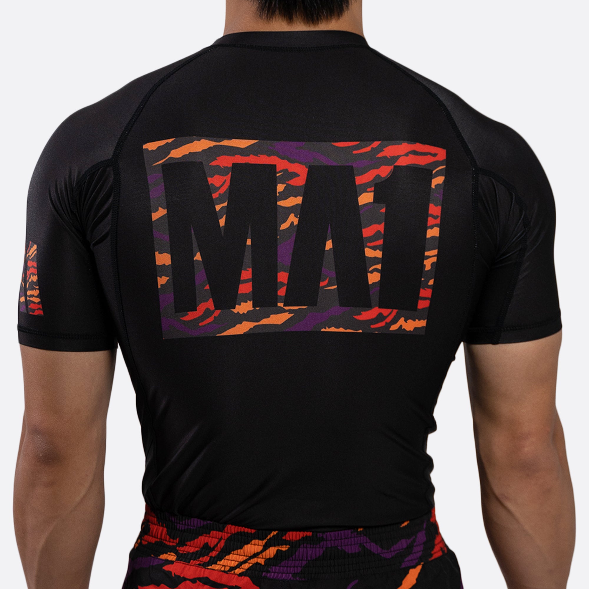 MA1 Tiger Stripe Logo Short Sleeve Rash Guard