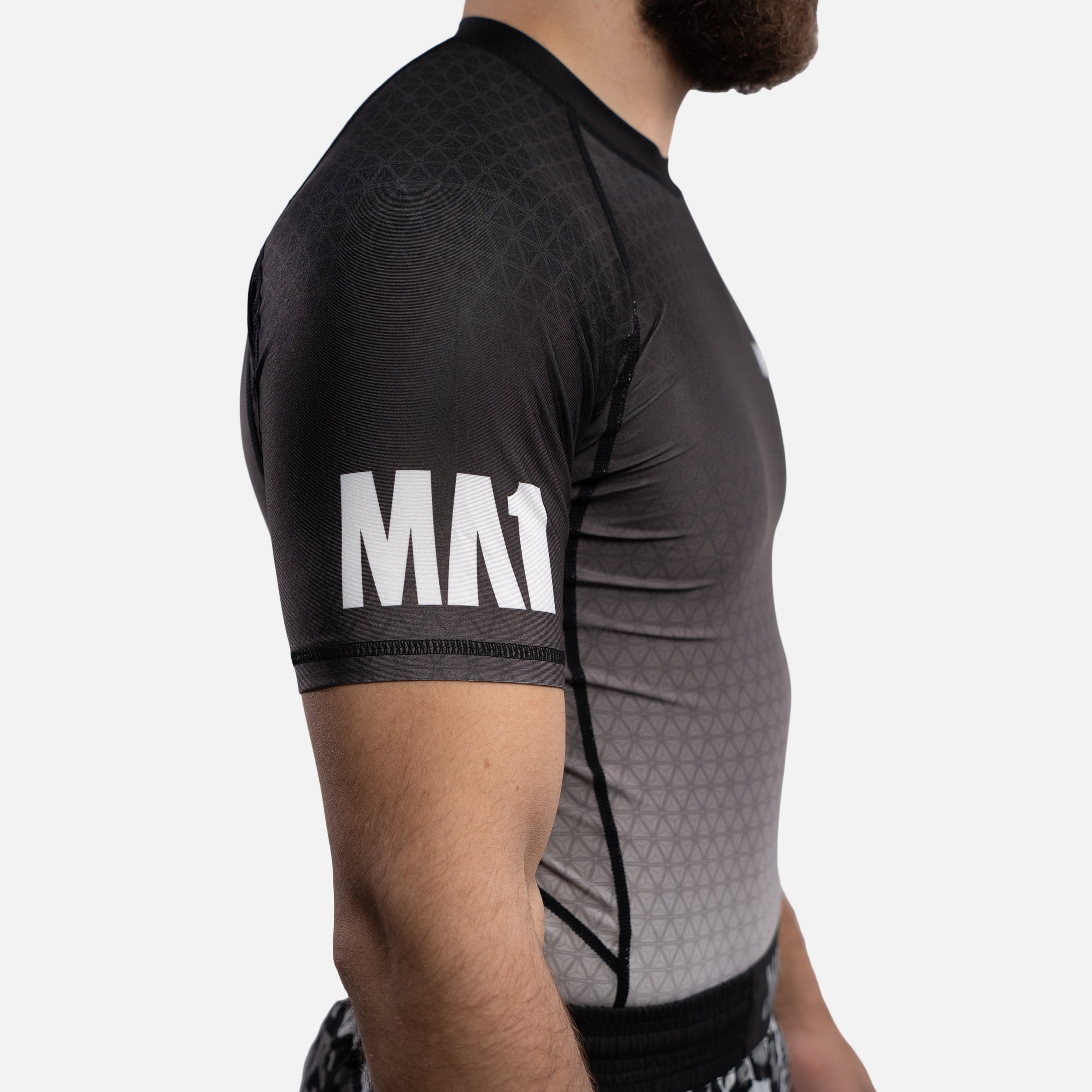 MA1 Short Sleeve Rash Guard - Wagara White