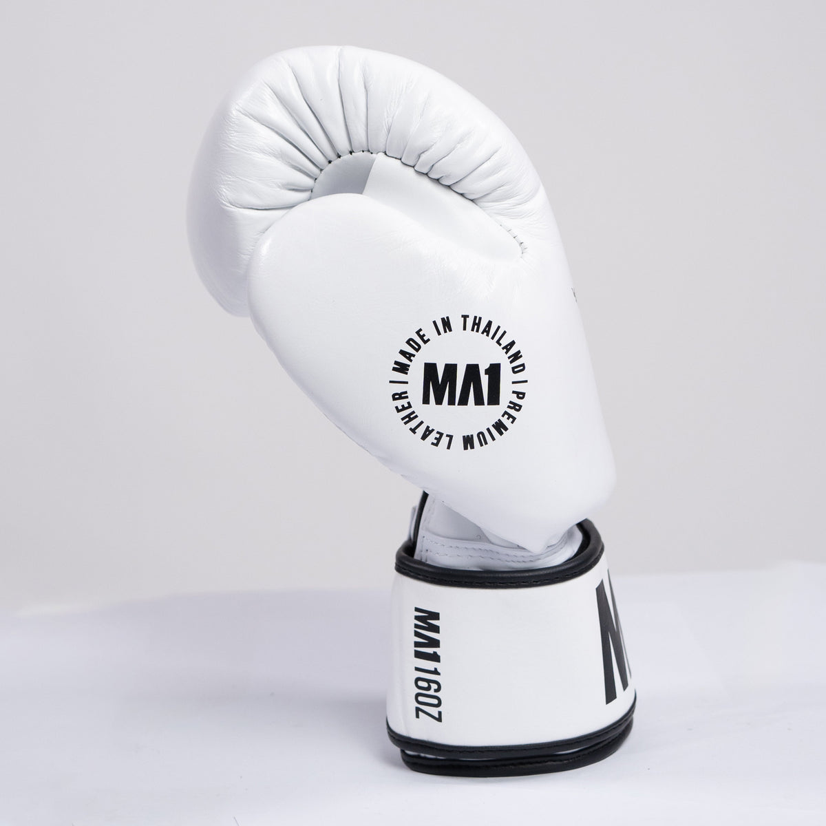 MA1 Thai Made White Leather Boxing Gloves - product photo 3